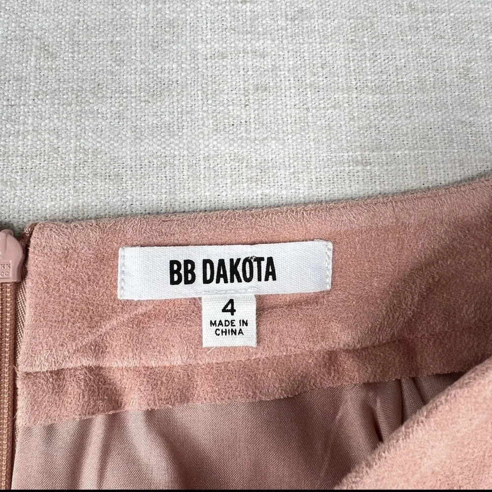 BB Dakota Annette Faux‎ Suede Mini Skirt Womens Size 4 Pink Lemonade Lined
